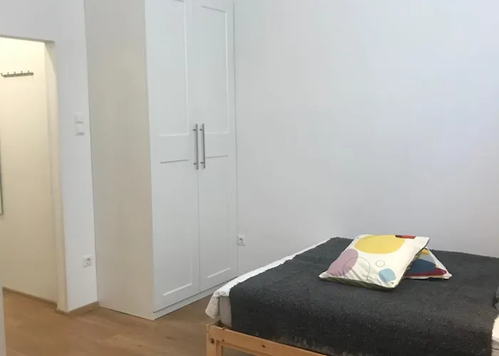 My Nest, 5 Minutes To The Dragon Bridge Apartmán Lublaň