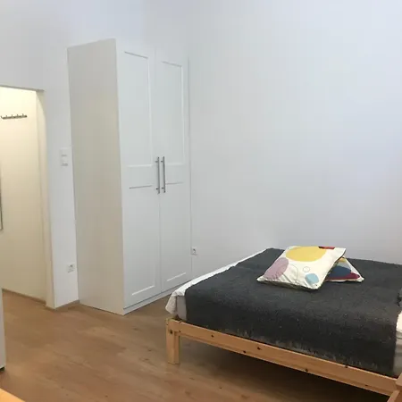 My Nest, 5 Minutes To The Dragon Bridge Апартаменти Любляна